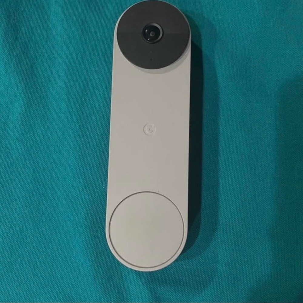 Smart Video Doorbell in White and Gray
